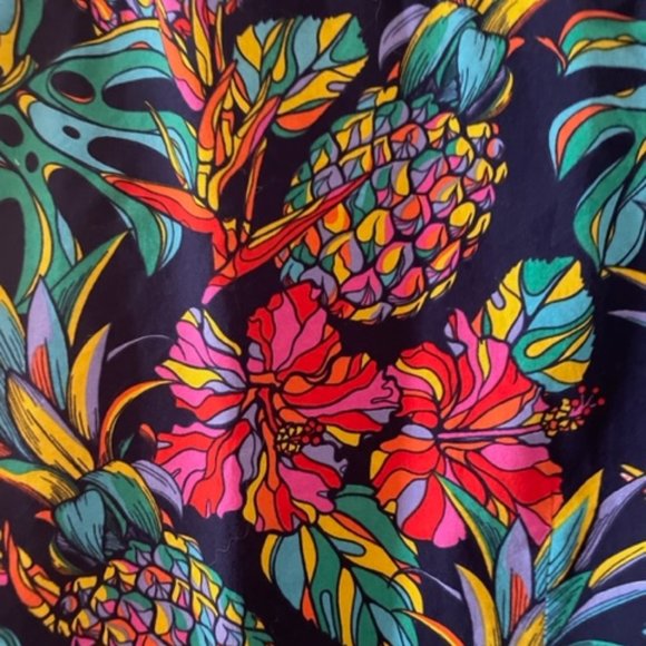 Amongst Others Button Up Tropical Shirt - Picture 6 of 6